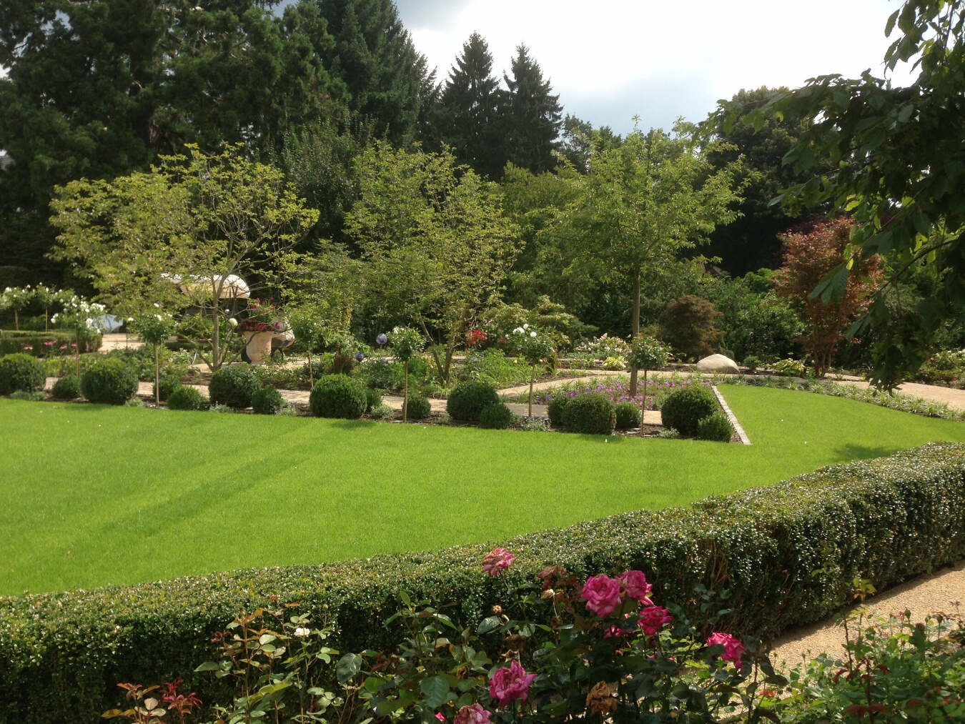 Garten und Landschaftsbau RICHTIG Wiesbaden Leistungen